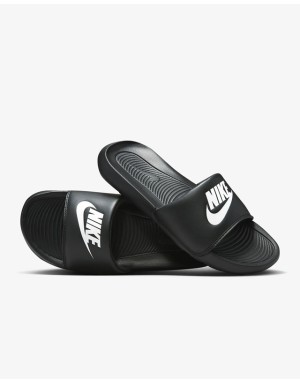 CIABATTE NIKE VICTORI ONE DONNA