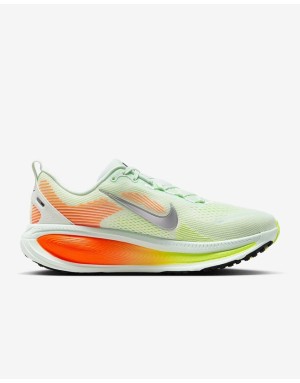 SCARPE NIKE VOMERO 18
